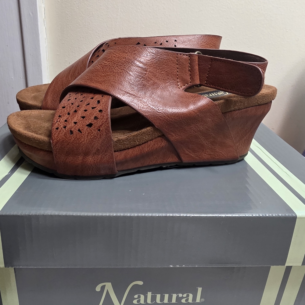 Natural Reflections Brown Wedge Sandals Brand New Never Wear Size 6 To 6.5